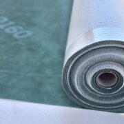 Krovna-folija-160g_armirana_ljepljiva-traka